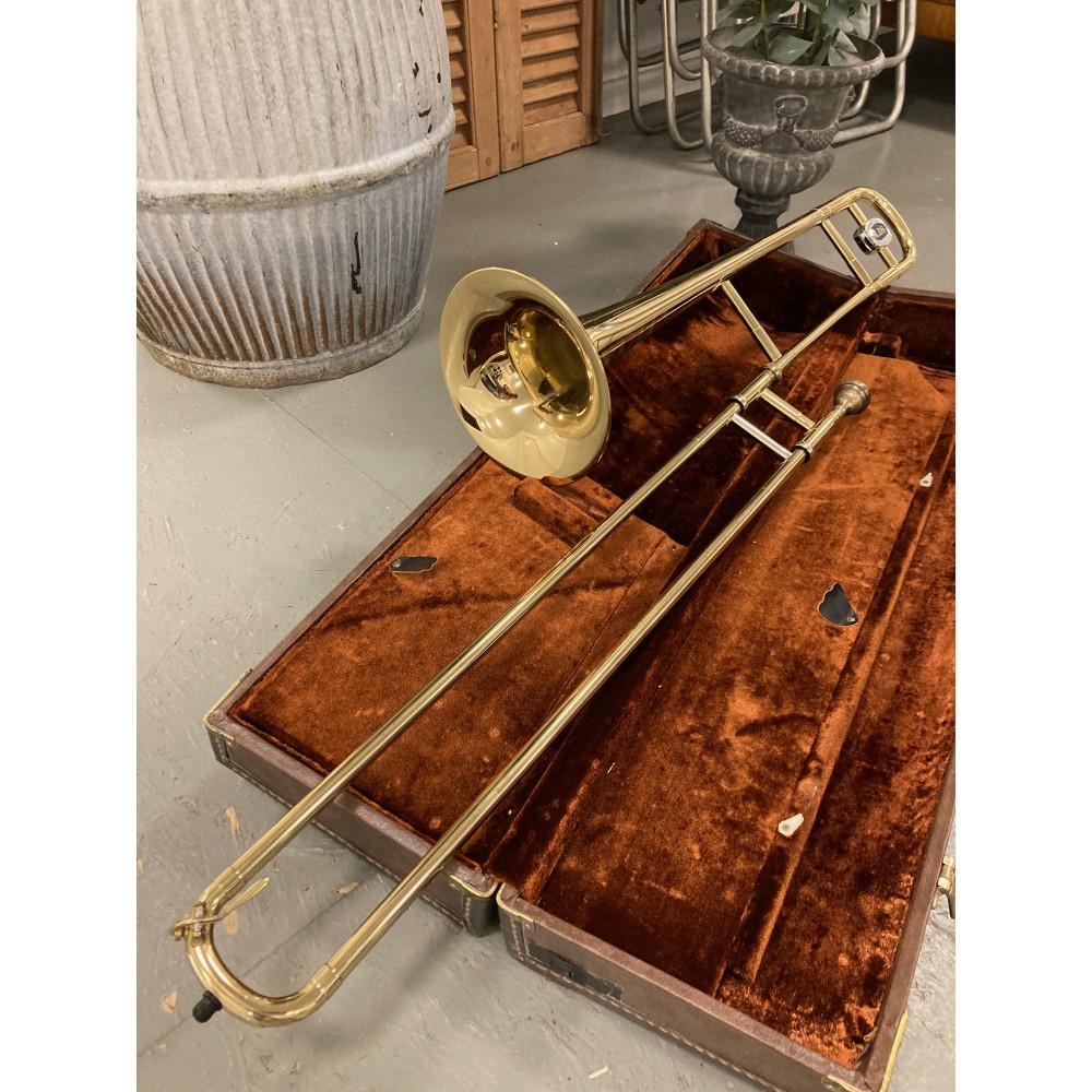 TromboneOldsAmbassador-34