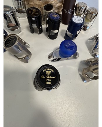 ChampagneproppermedLogo-20